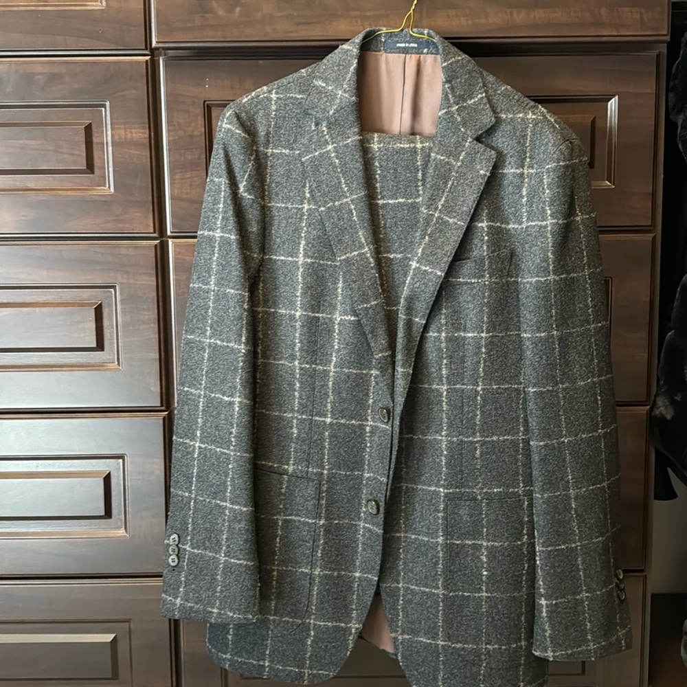 Suitsupply entire suit